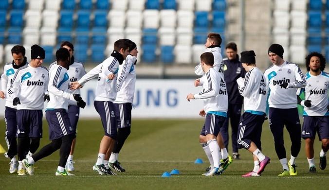 次比赛中都 次比赛中都