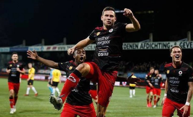 22岁的博 22岁的博