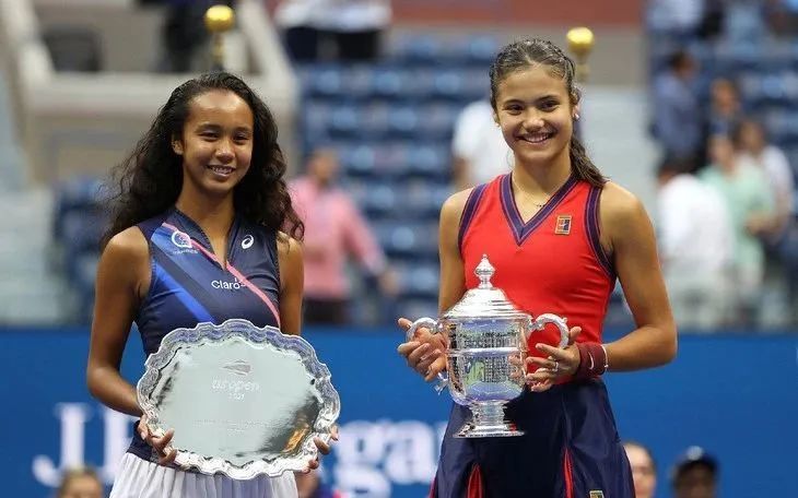 但它折射了 但它折射了